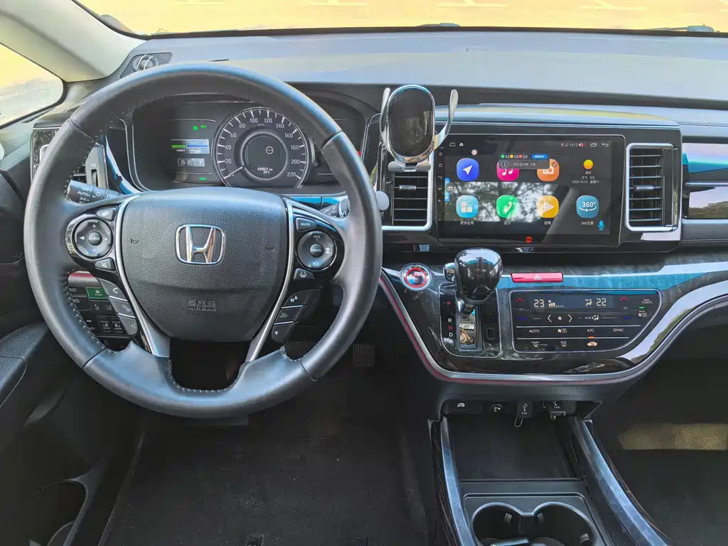 Honda Elysion — миниатюра 12