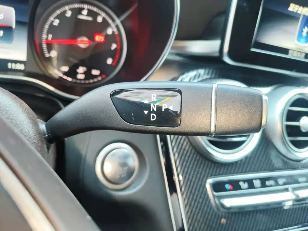 Mercedes-Benz GLC — миниатюра 10