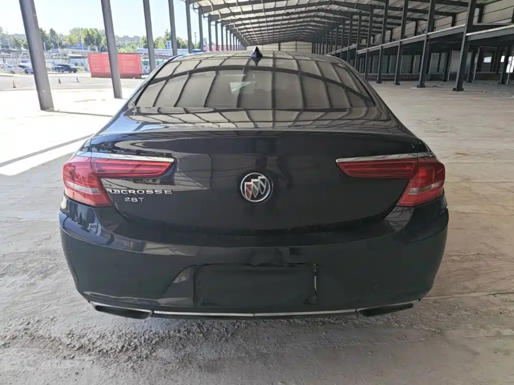 Buick LaCrosse — миниатюра 6