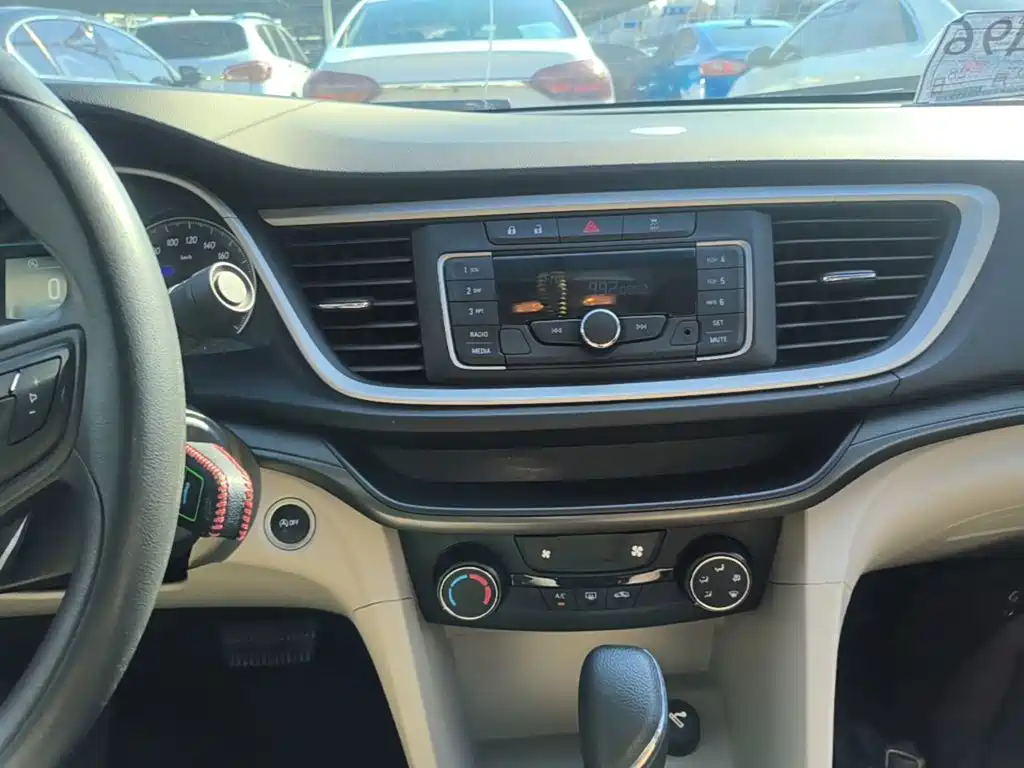 Buick Excelle — миниатюра 13