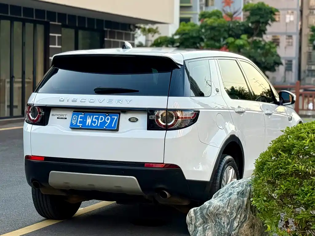 Land Rover Discovery Sport — миниатюра 7