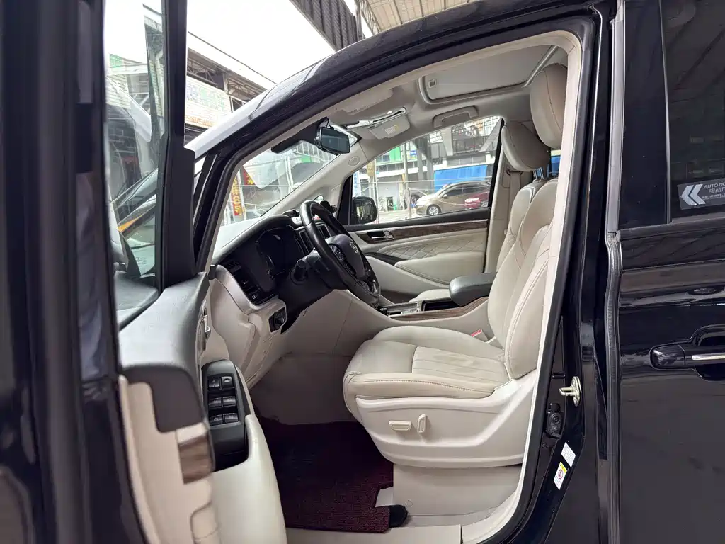 GAC Motor Trumpchi M8 — миниатюра 6