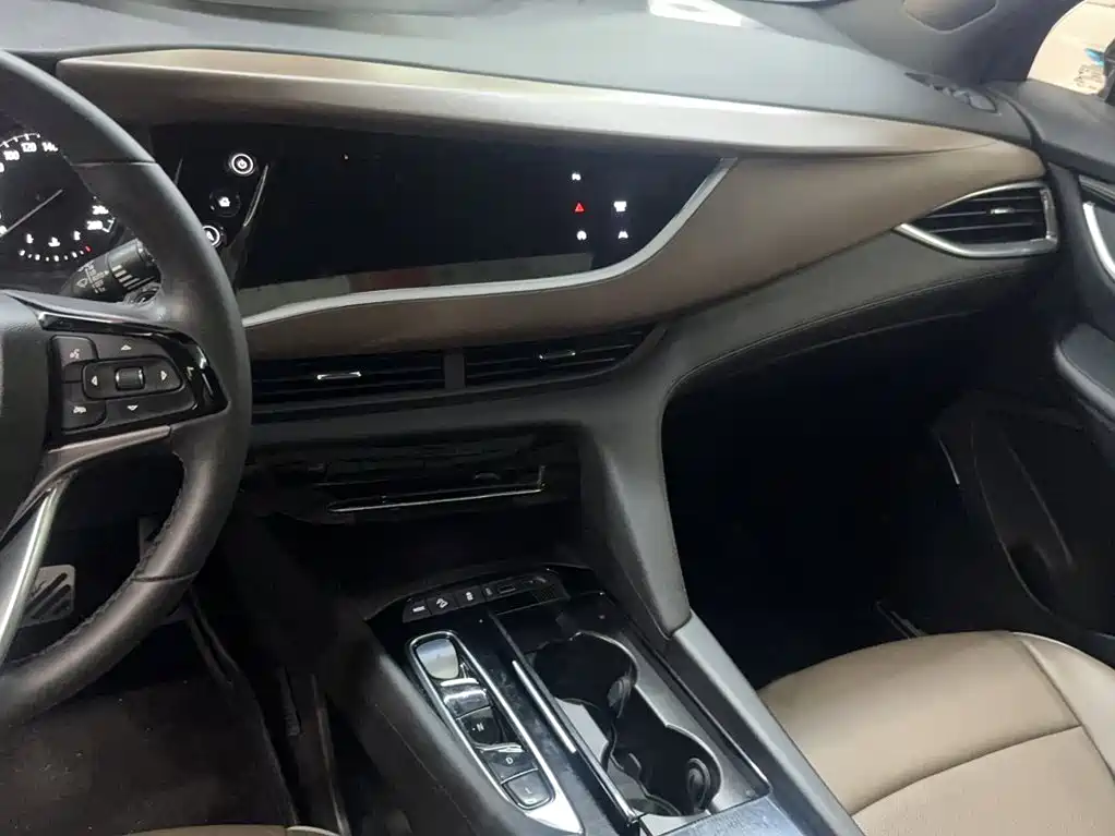 Buick Enclave — миниатюра 6