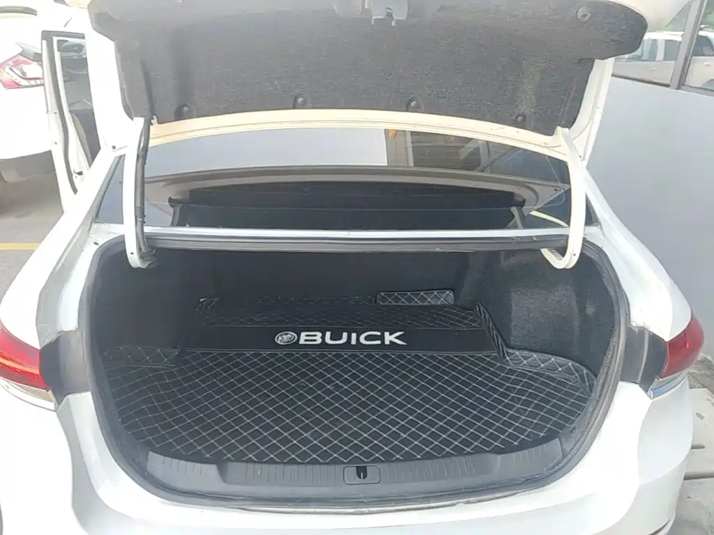 Buick Excelle — миниатюра 19