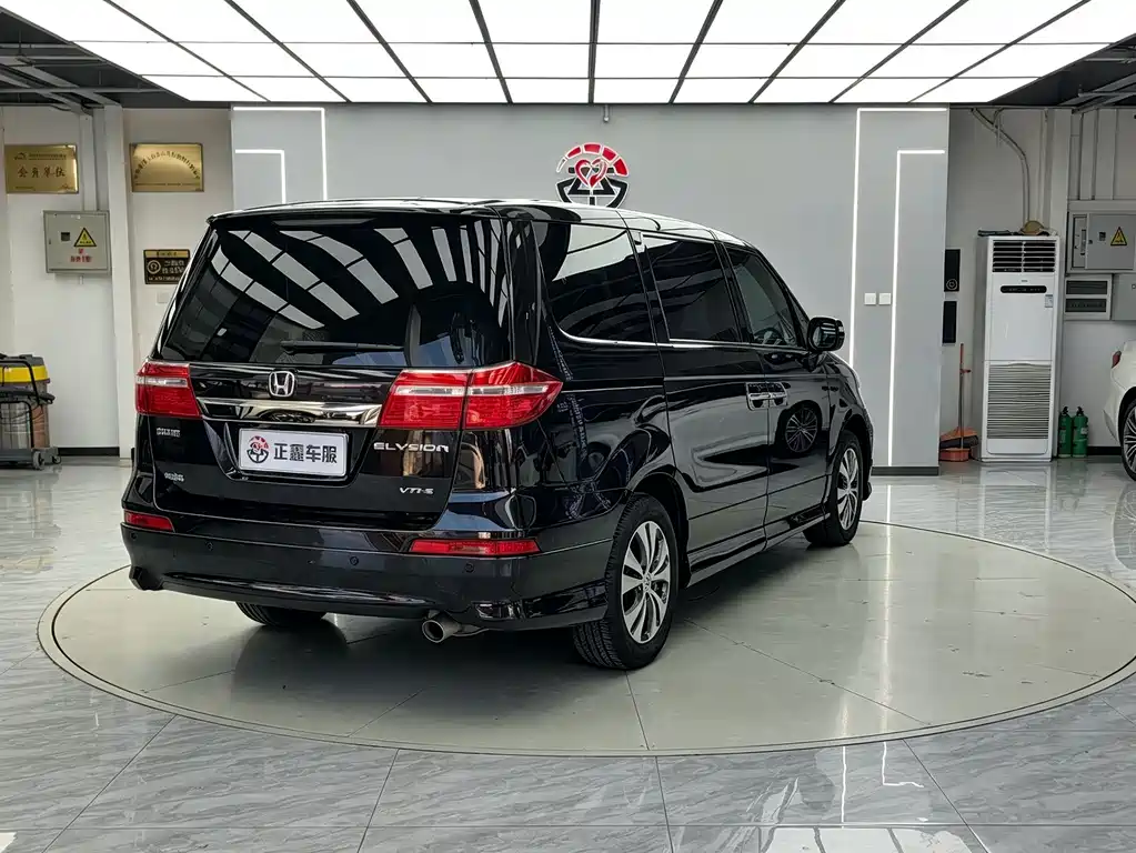 Honda Elysion — миниатюра 16