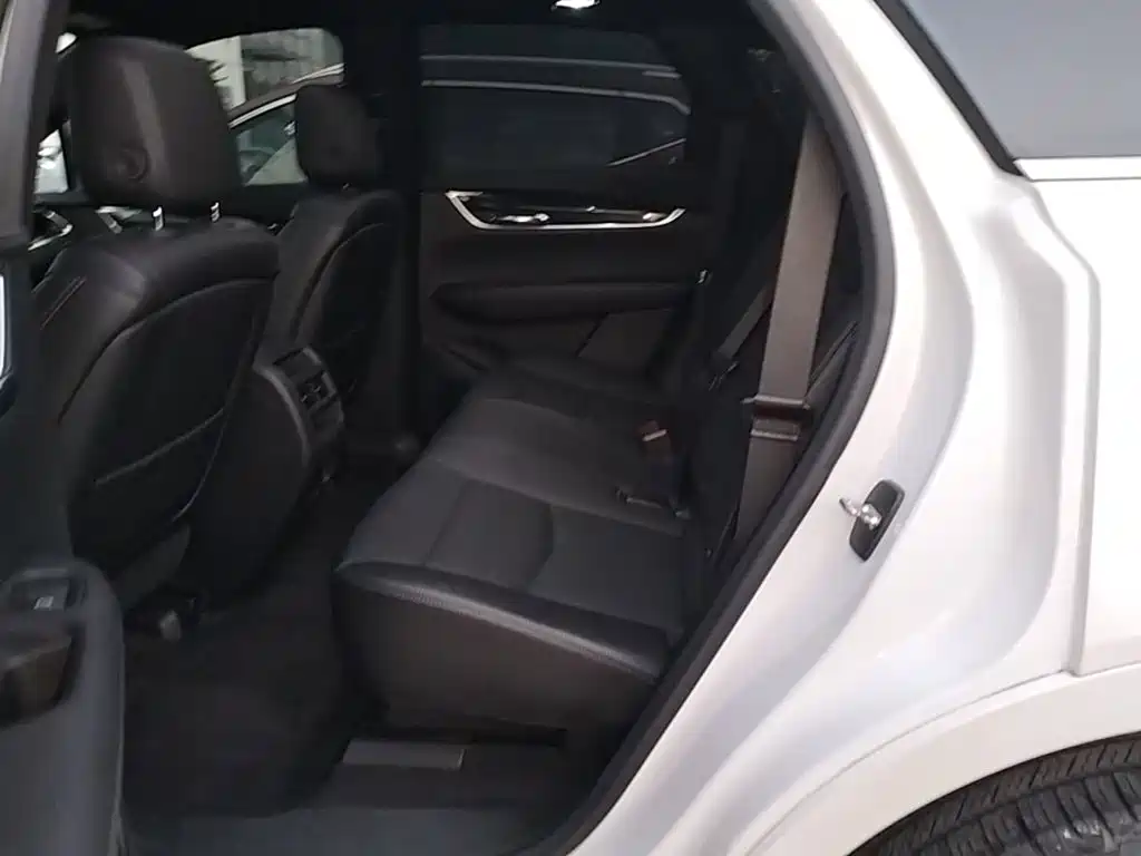 Cadillac XT5 — миниатюра 17