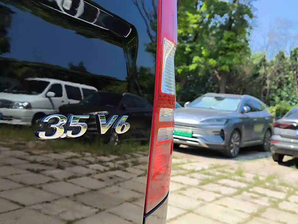 Mercedes-Benz Viano — миниатюра 5