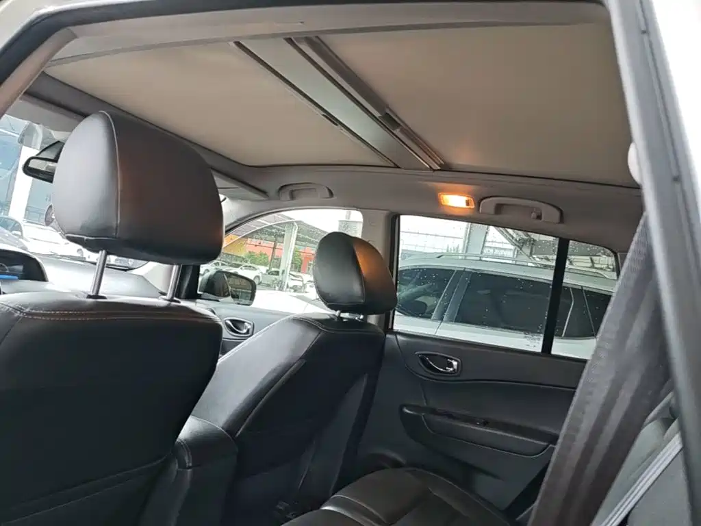 Renault Koleos (Import) — миниатюра 18