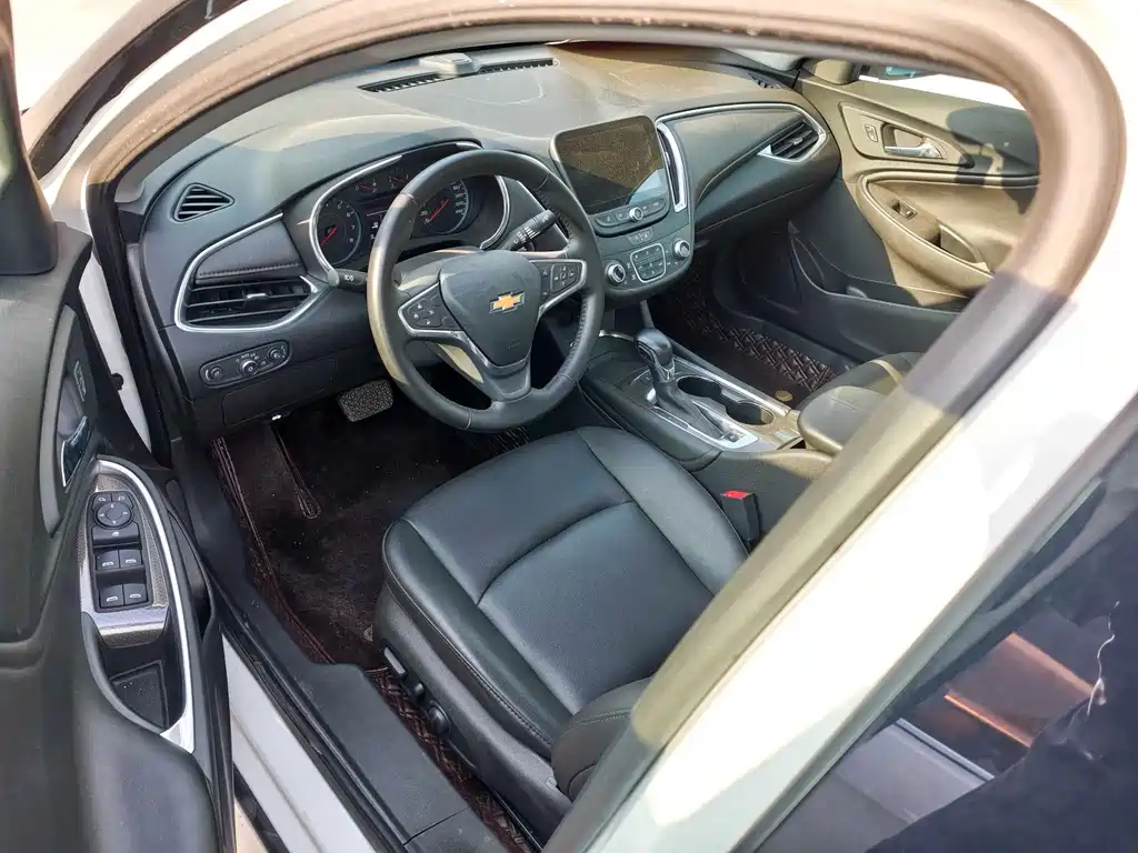 Chevrolet Malibu XL — миниатюра 11