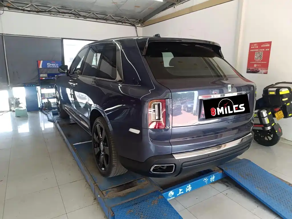Rolls-Royce Cullinan — миниатюра 6