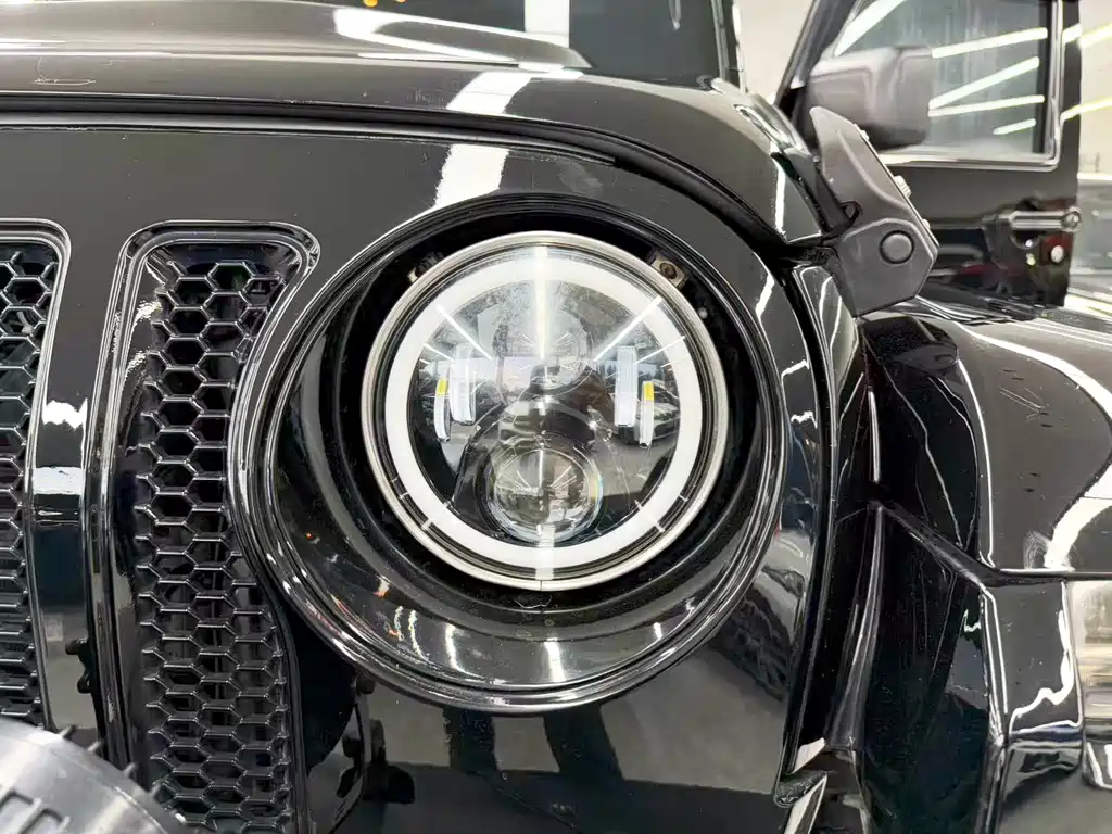 Jeep Wrangler — миниатюра 26