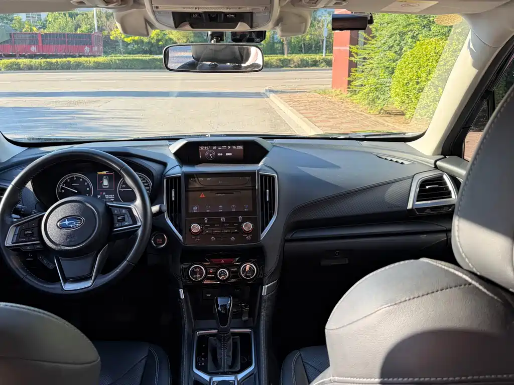 Subaru Forester — миниатюра 13
