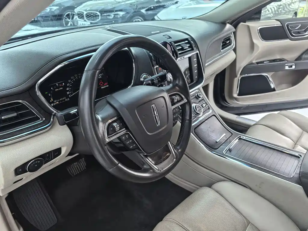 Lincoln Continental 2018 2.0T Premium