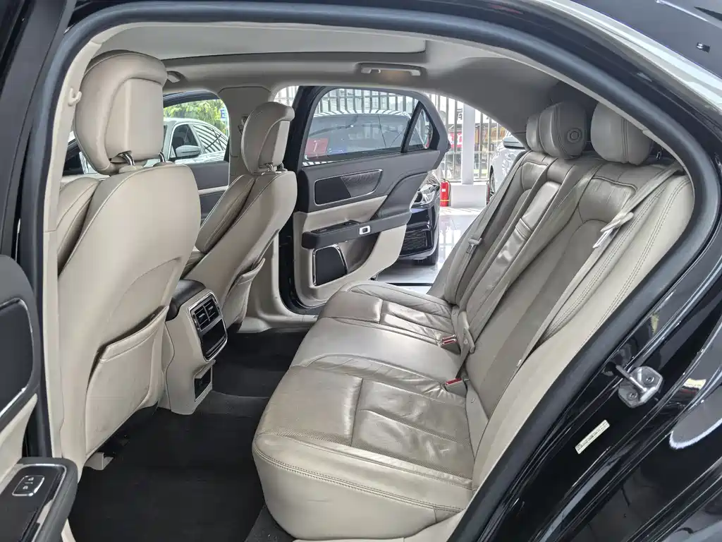 Lincoln Continental 2018 2.0T Premium