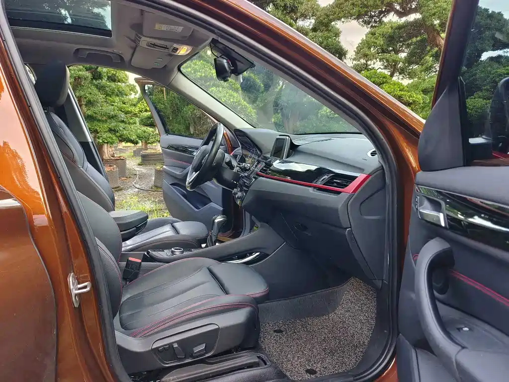 BMW X1 — миниатюра 8