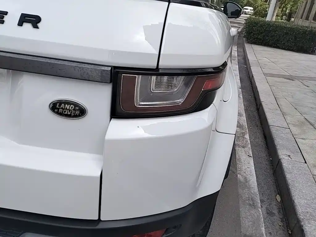 Land Rover Evoque — миниатюра 8