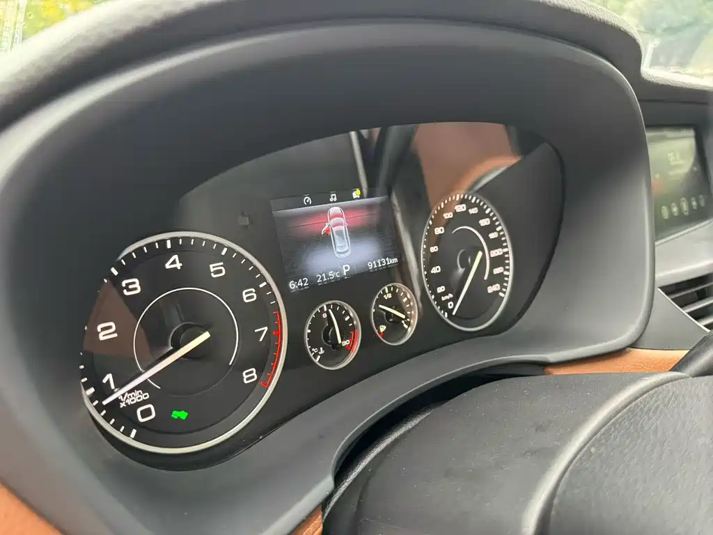 Borgward BX7 — миниатюра 18