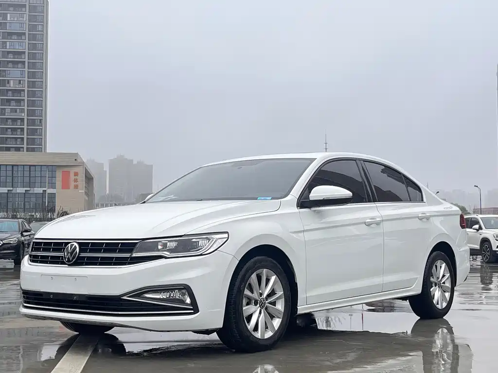 Volkswagen Bora 2022