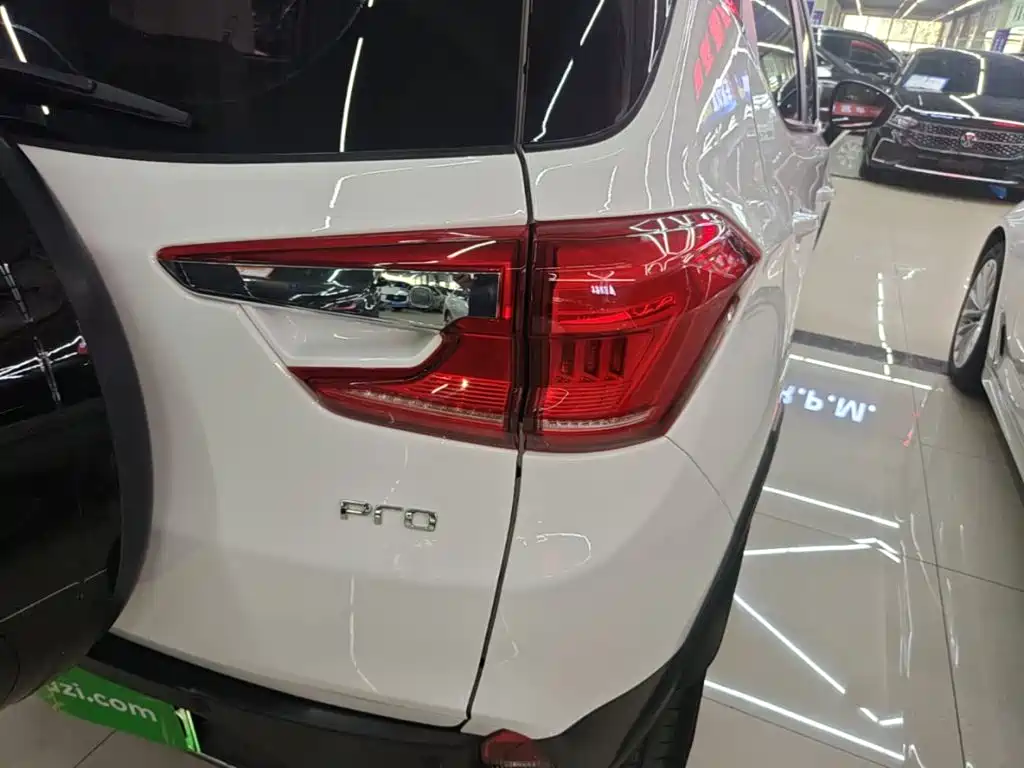 BYD Yuan Pro — миниатюра 8