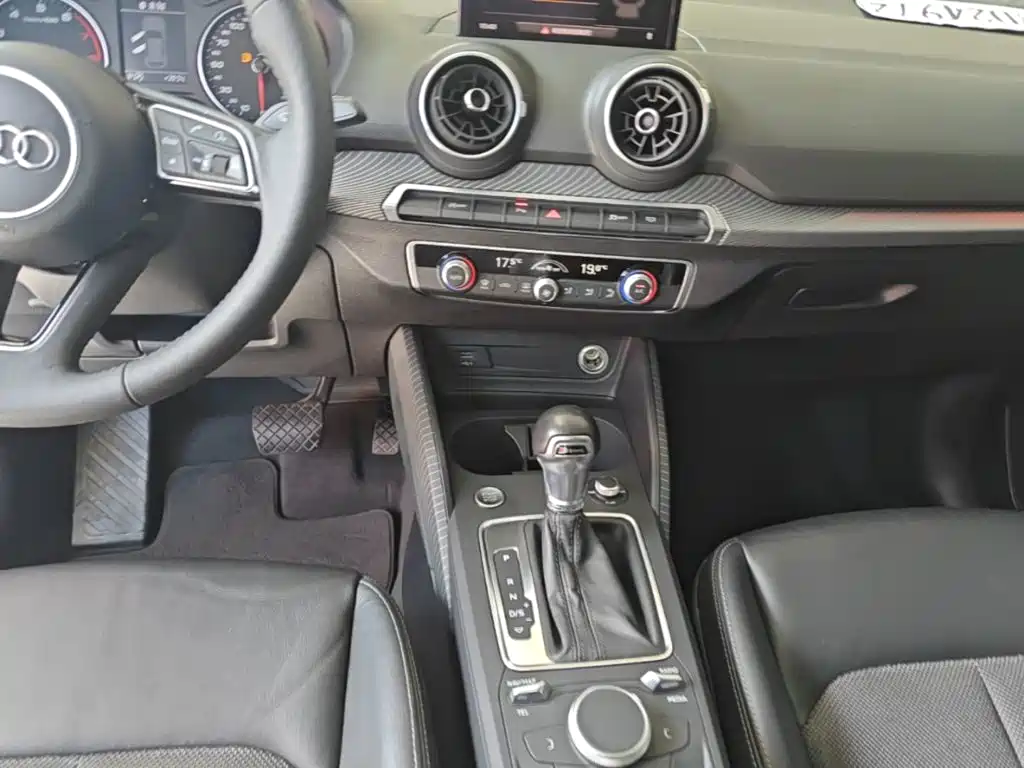 Audi Q2L — миниатюра 10