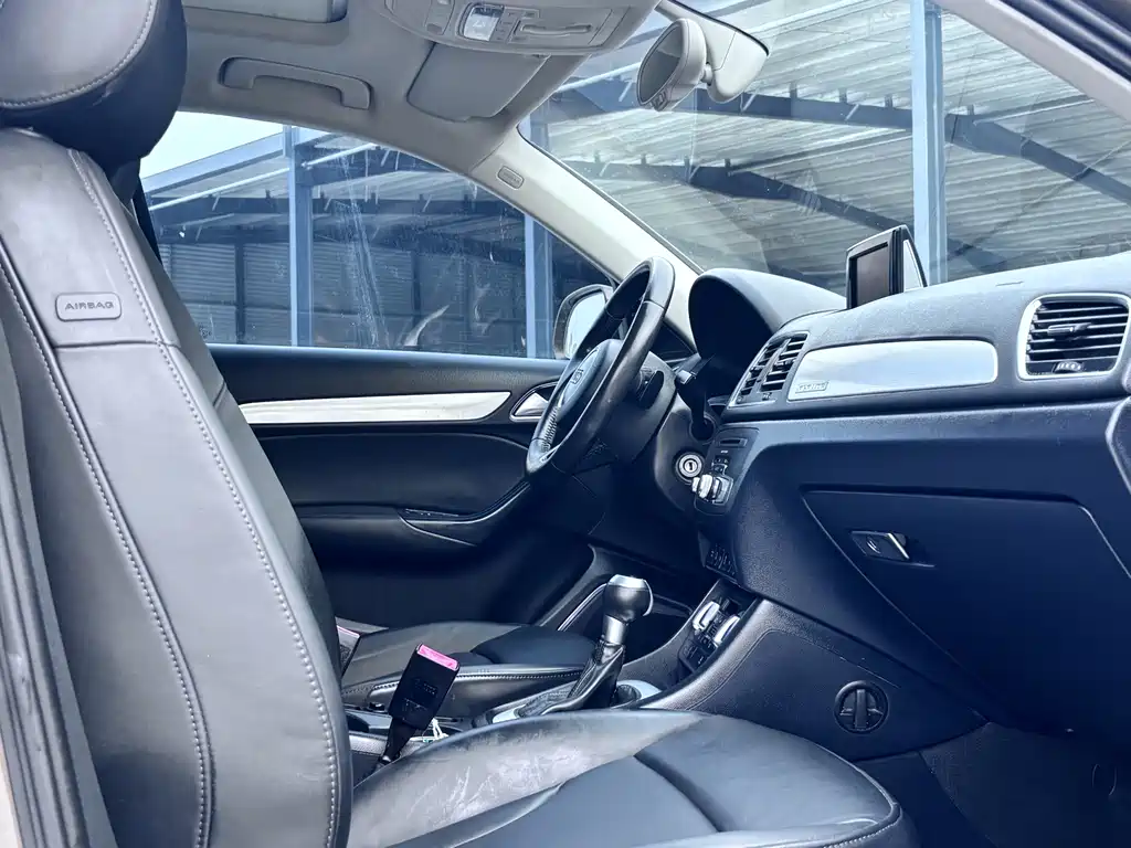 Audi Q3 — миниатюра 11