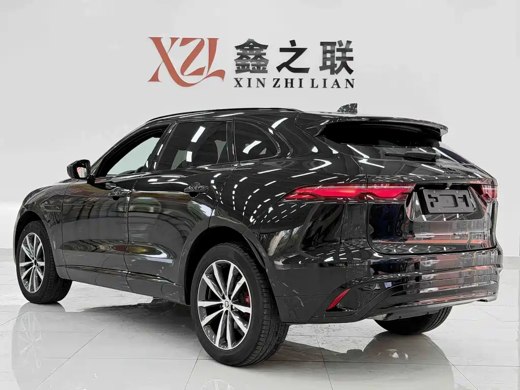 Jaguar F-Pace — фотографии объявления, Фото 5
