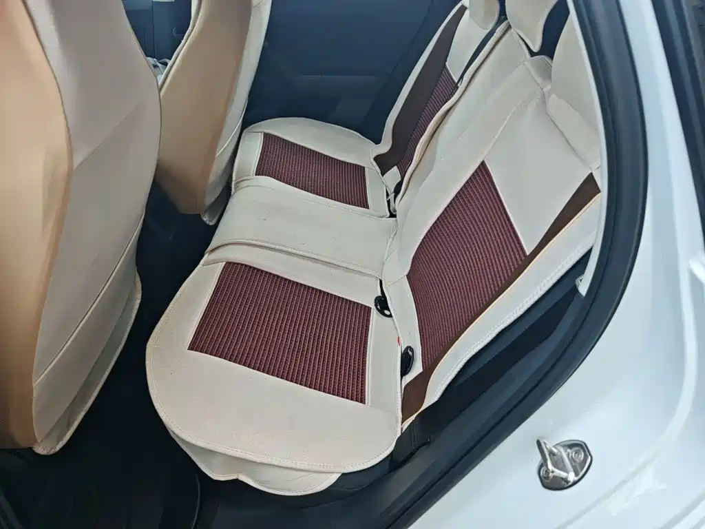 Volkswagen Polo — миниатюра 13