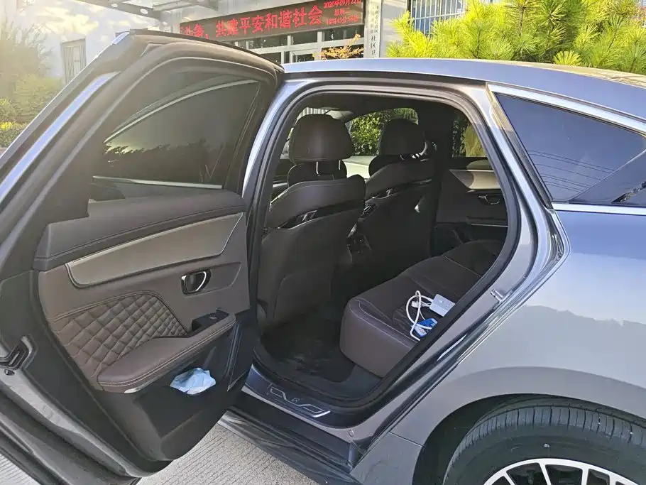 BYD Han — миниатюра 11