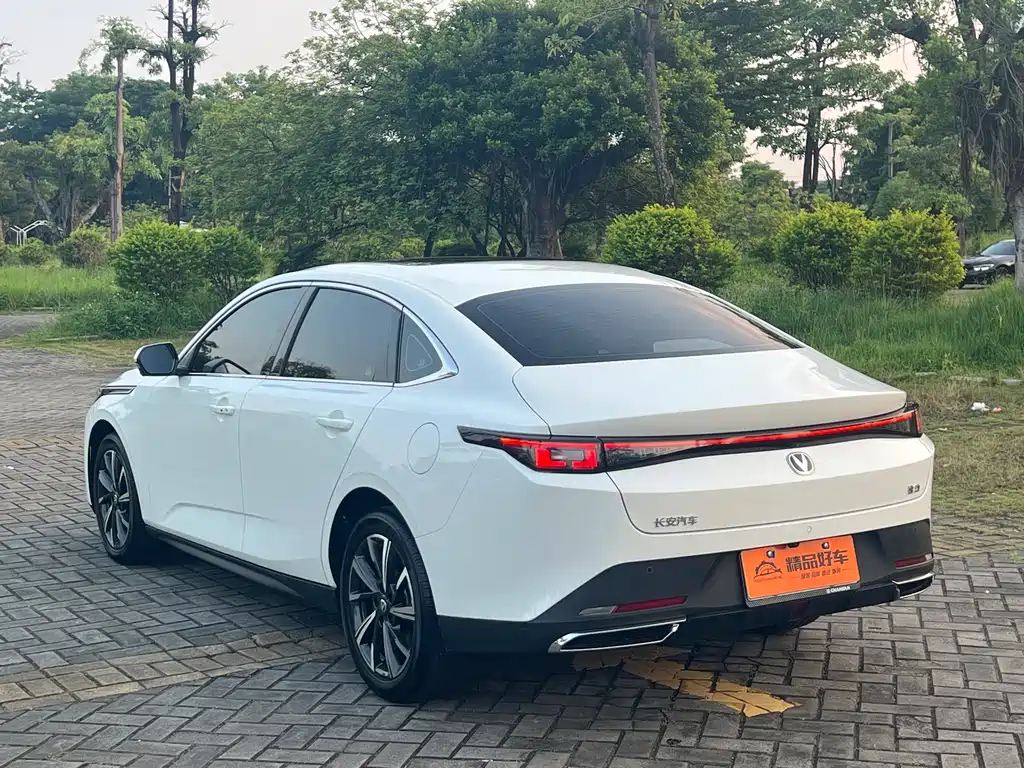 Changan Eado — миниатюра 17