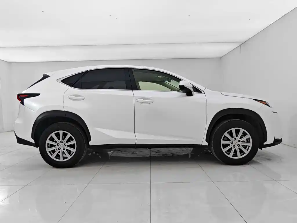 Lexus NX — миниатюра 7