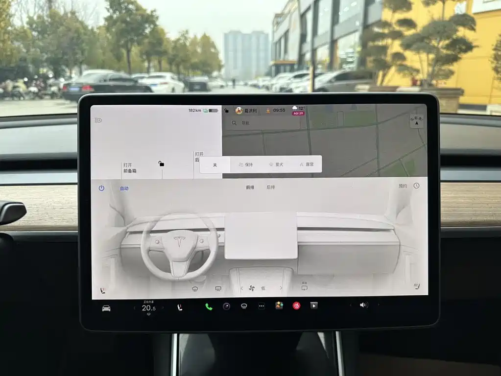 Tesla Model 3 — миниатюра 16