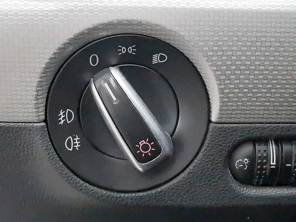 Volkswagen Sagitar — миниатюра 21