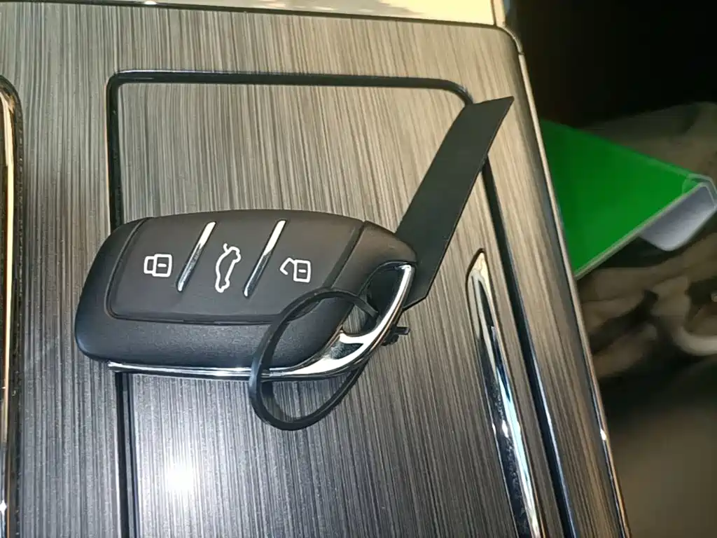 Roewe RX5 — миниатюра 9