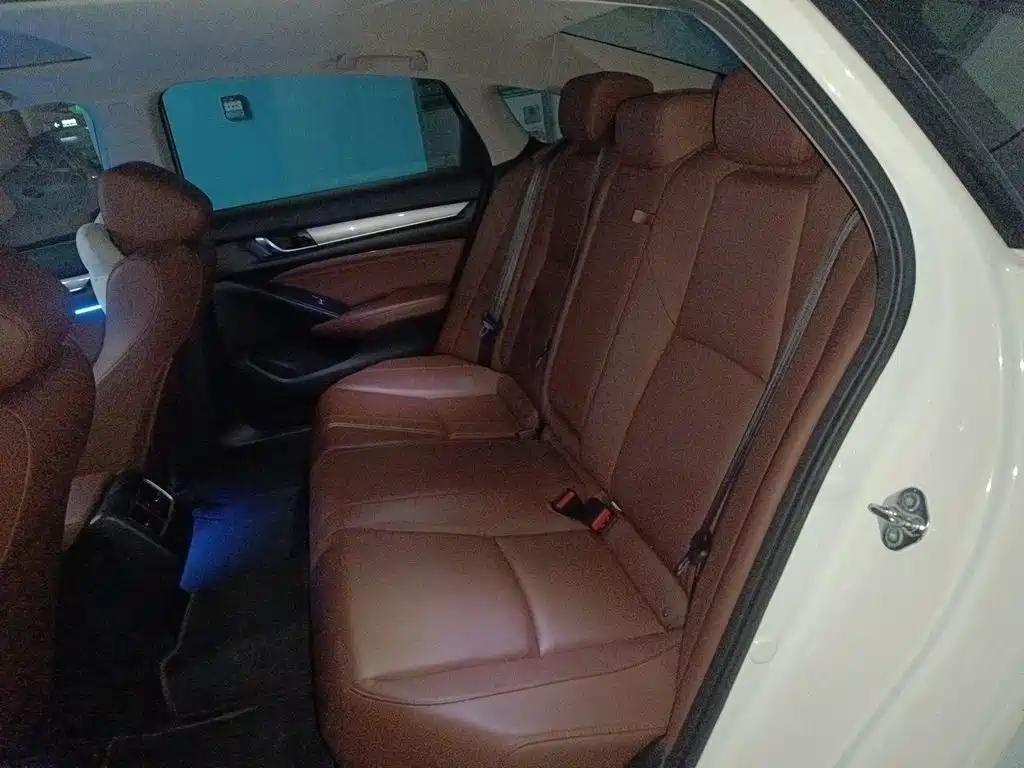 Honda Inspire — миниатюра 13