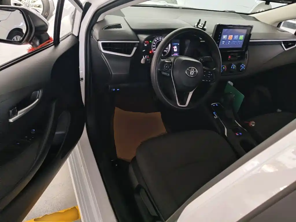 Toyota Corolla — миниатюра 16