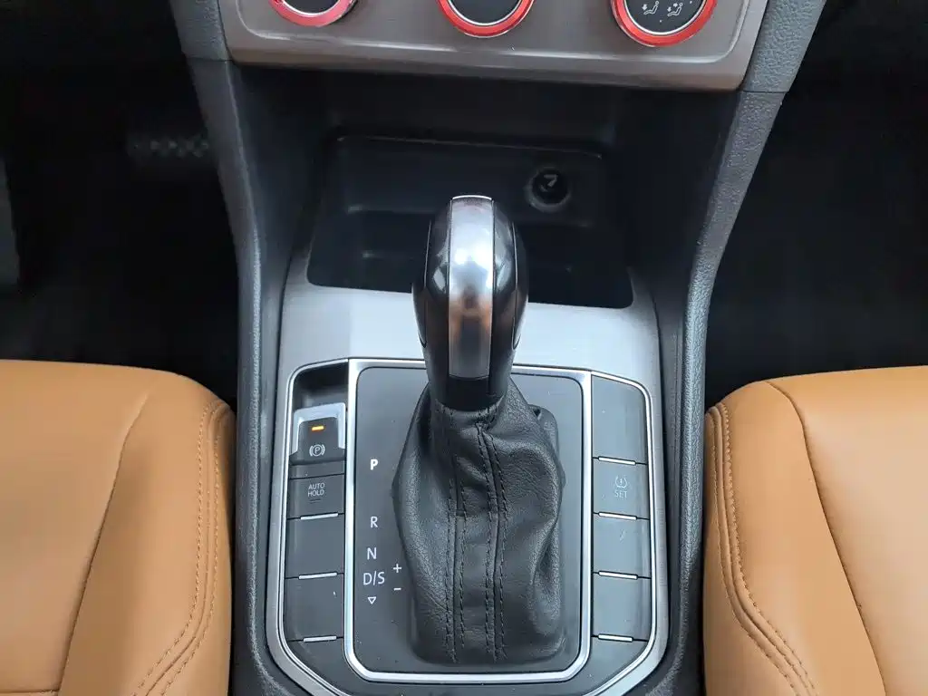 Volkswagen Golf Sportsvan — миниатюра 13