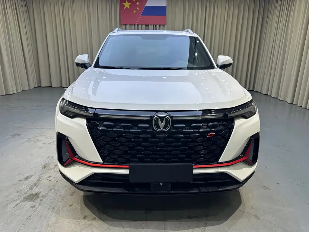 Changan CS35PLUS — миниатюра 2