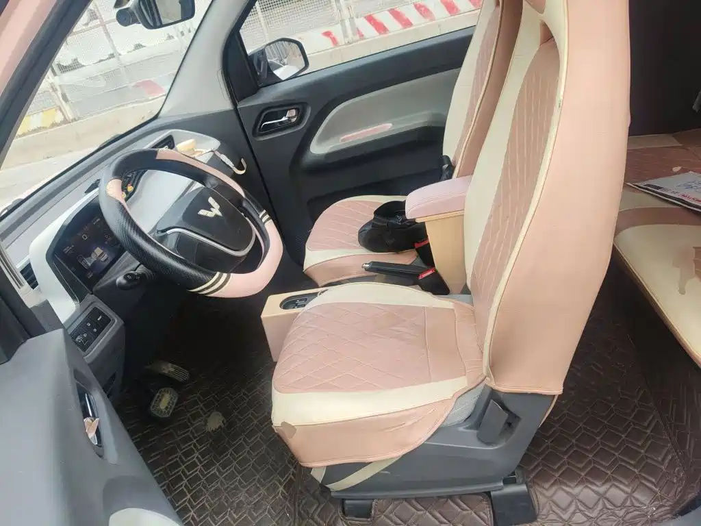 Wuling MINIEV — миниатюра 11