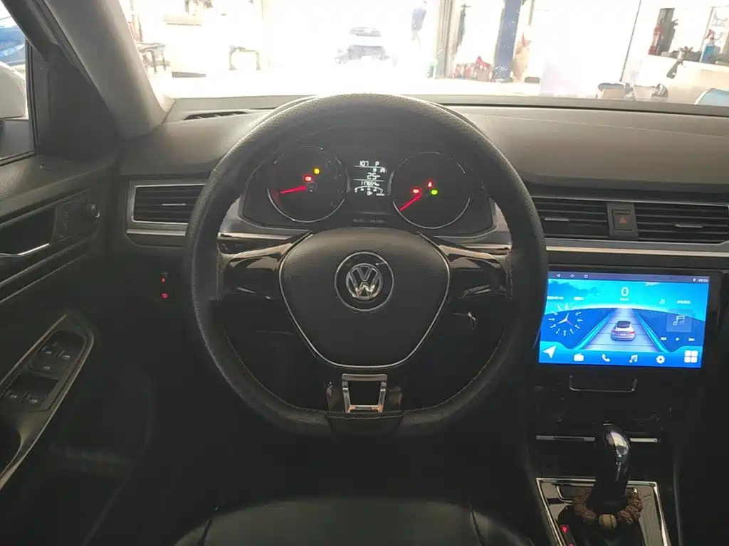 Volkswagen Bora — миниатюра 7
