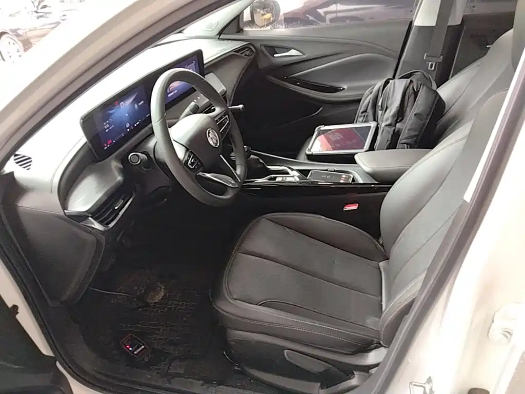 Buick Verano — миниатюра 15
