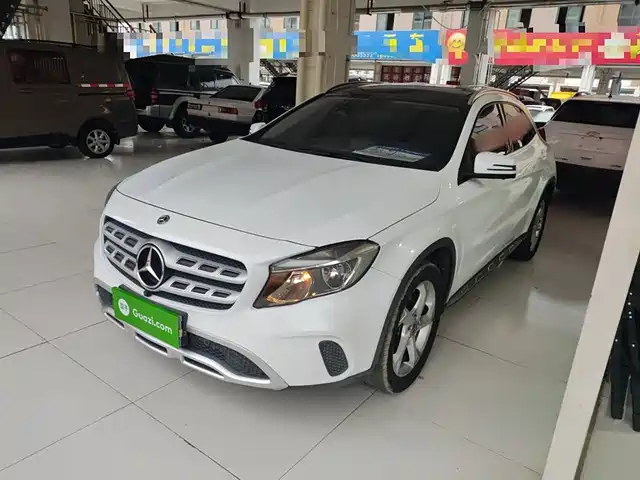 MERCEDES-BENZ  GLA 2018