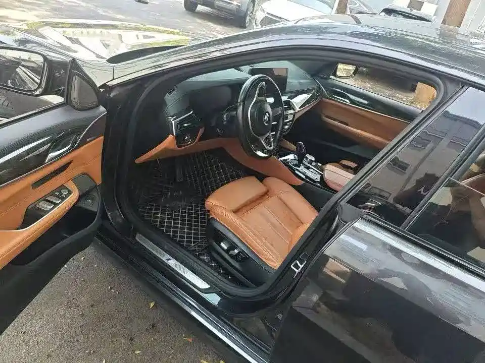 BMW 6 Series GT — миниатюра 3