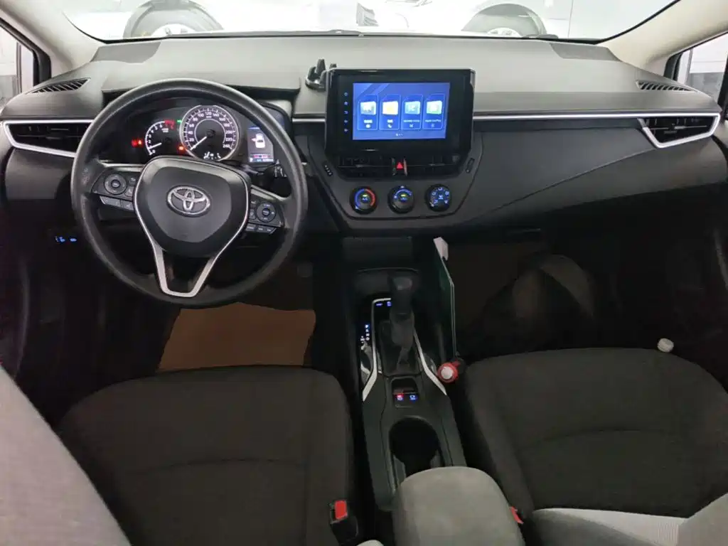 Toyota Corolla — миниатюра 10