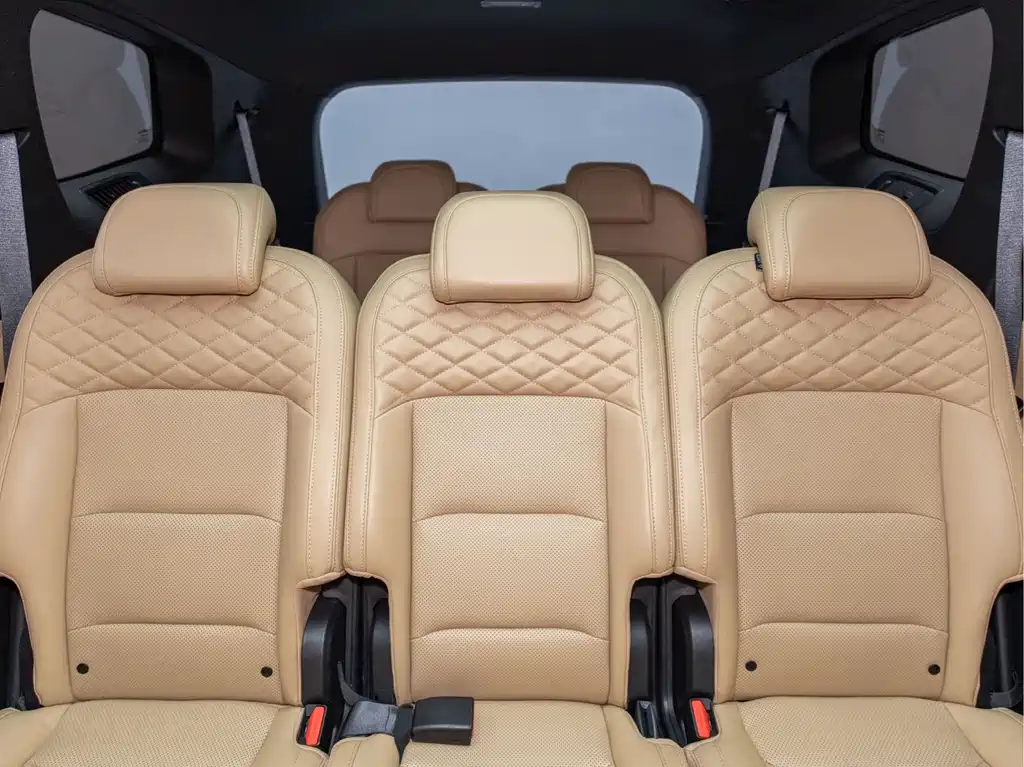 Geely Haoyue L — миниатюра 21