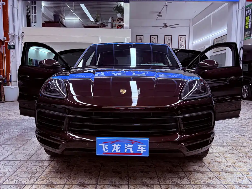 Porsche Cayenne — миниатюра 3