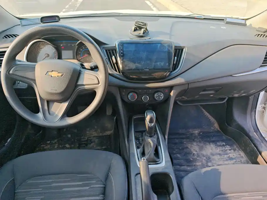 Chevrolet Cavalier — миниатюра 12