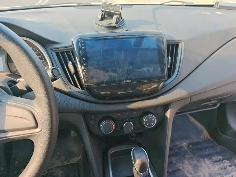Chevrolet Cavalier — миниатюра 13