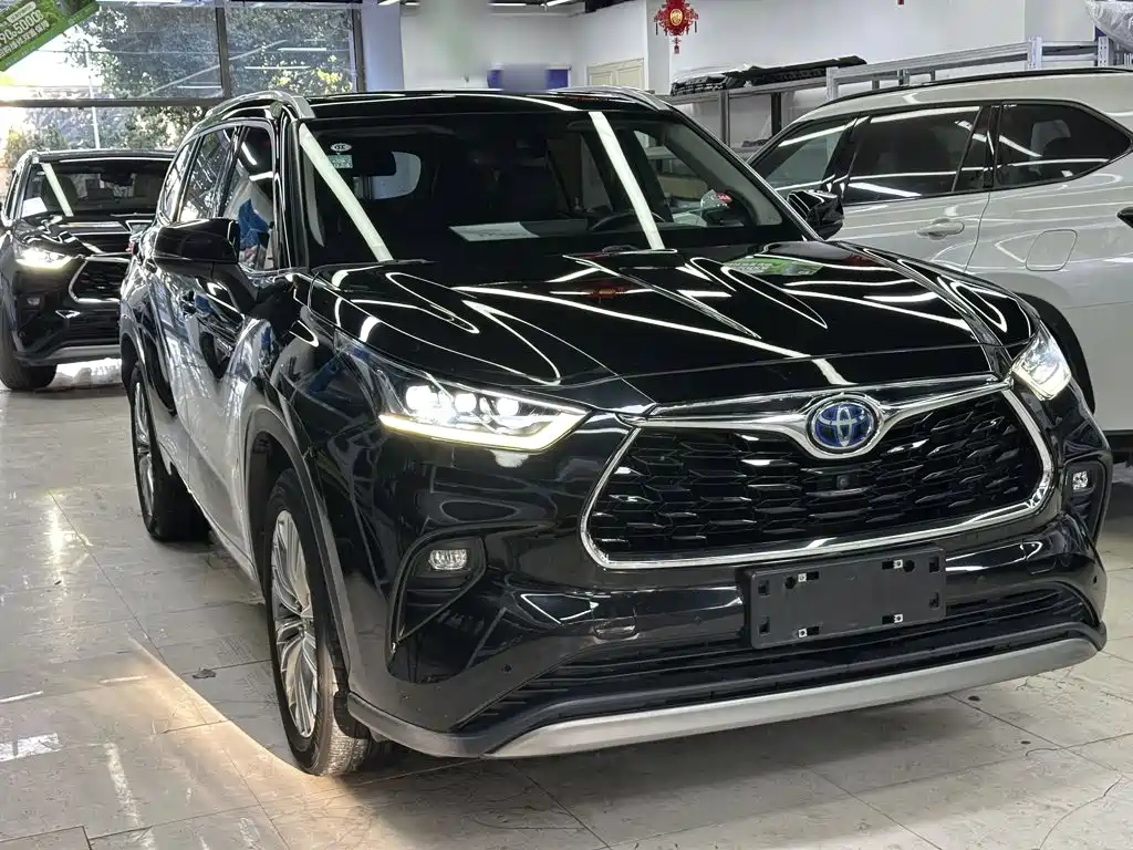 Toyota Highlander — миниатюра 10