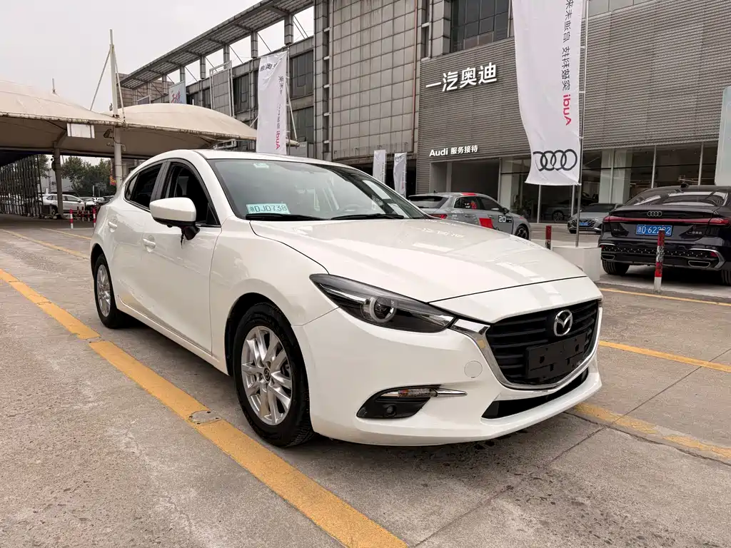 Mazda 3 Axela — миниатюра 3