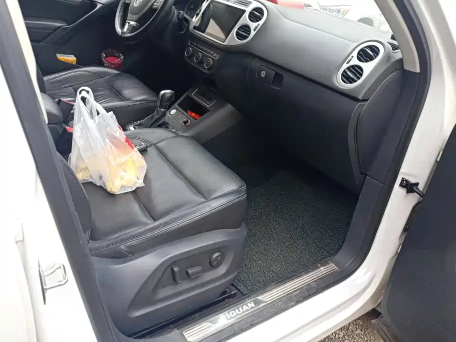 Volkswagen Tiguan — миниатюра 8